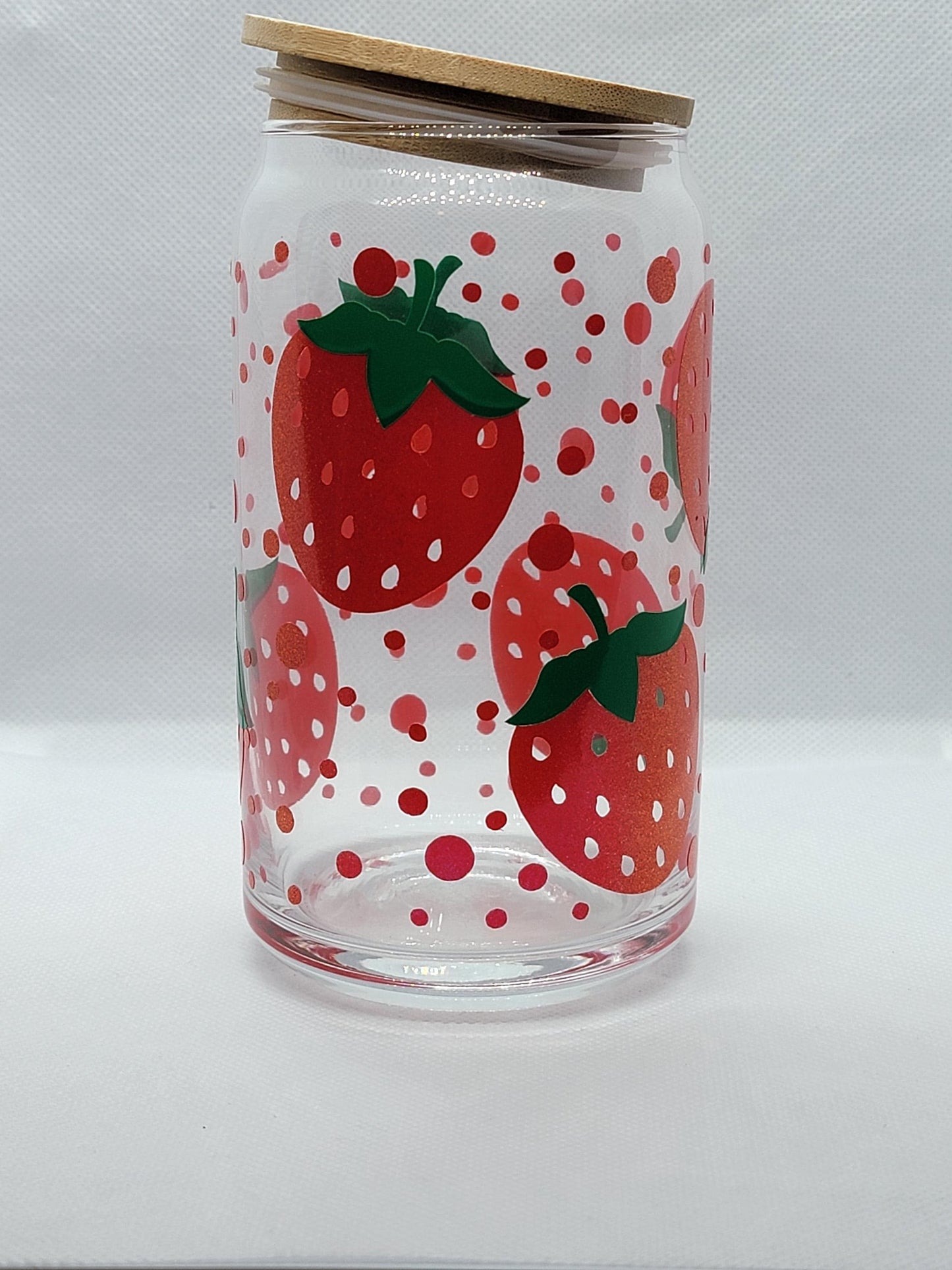 Strawberry 16 0z glass can