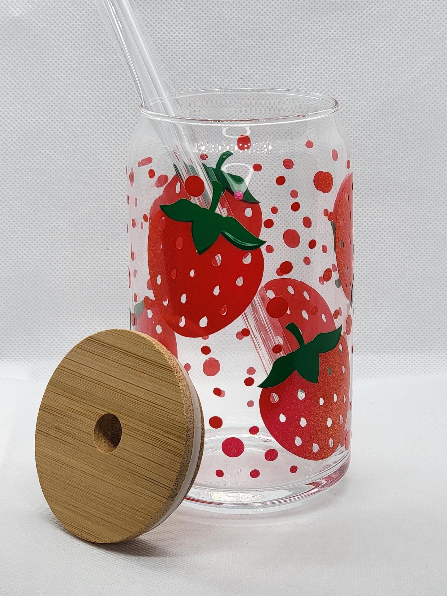 Strawberry 16 0z glass can